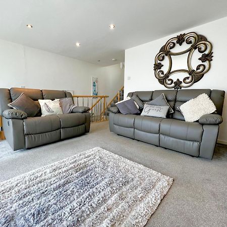 Stunning Beach Front House - Sleeps 6 Pwllheli Esterno foto