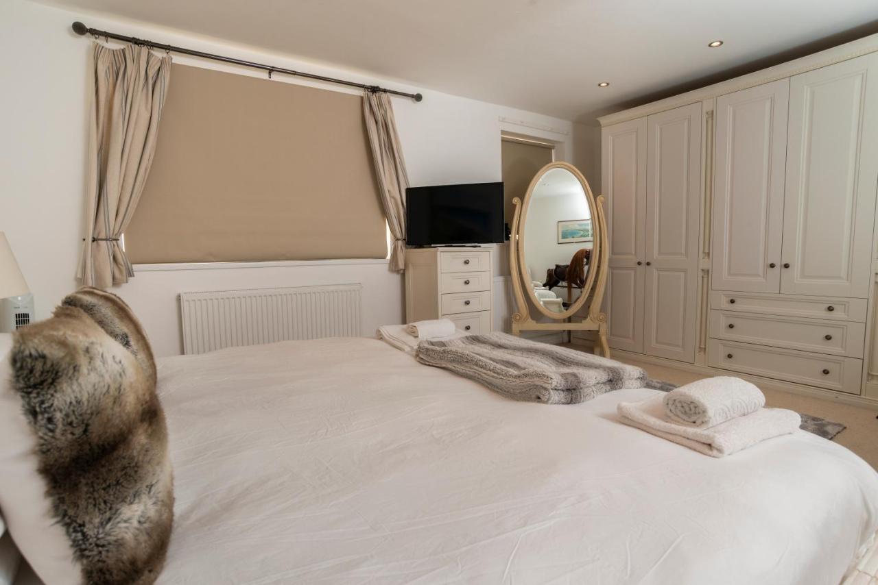 Stunning Beach Front House - Sleeps 6 Pwllheli Esterno foto